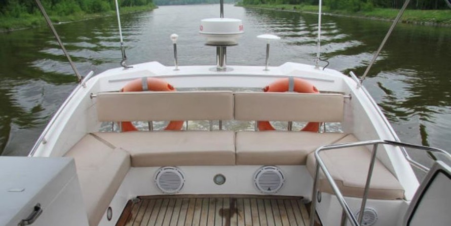 Gulf Craft Majesty 44