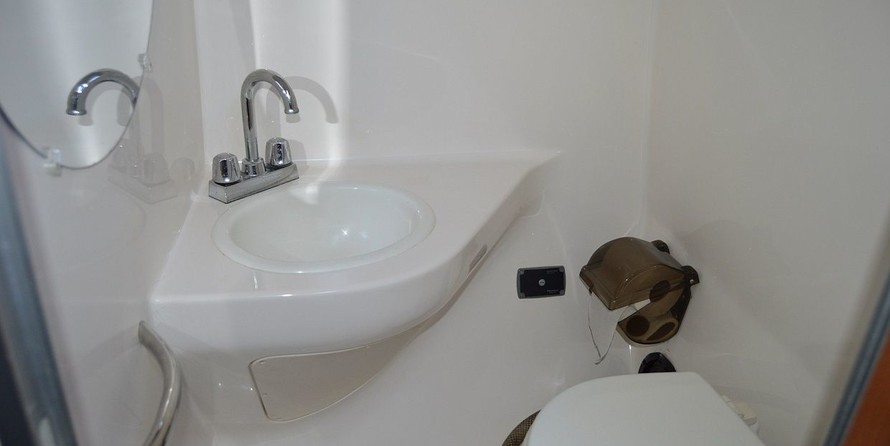 Chaparral 240 Signature