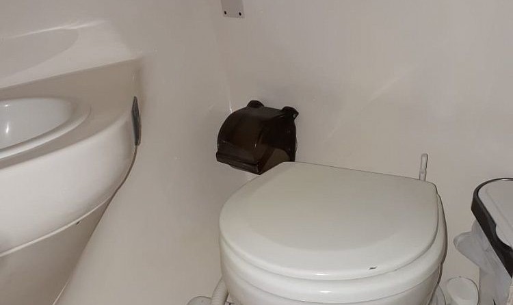 Chaparral 240 Signature