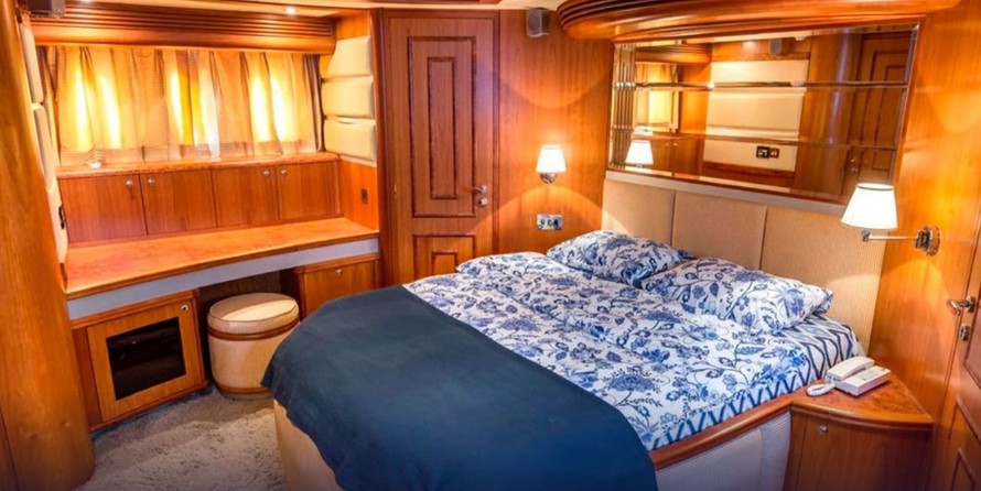 Majesty yachts gulf craft 66