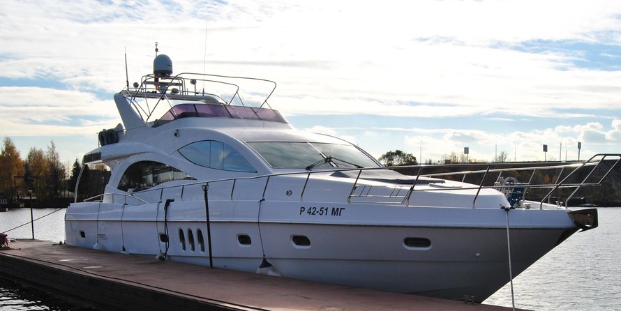 Majesty yachts gulf craft 66
