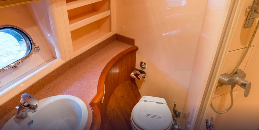 Majesty yachts gulf craft 66