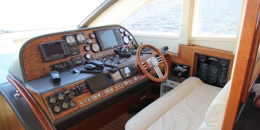 Majesty yachts gulf craft 66