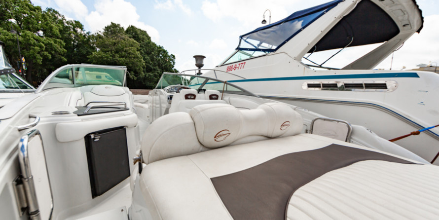 Crownline 32