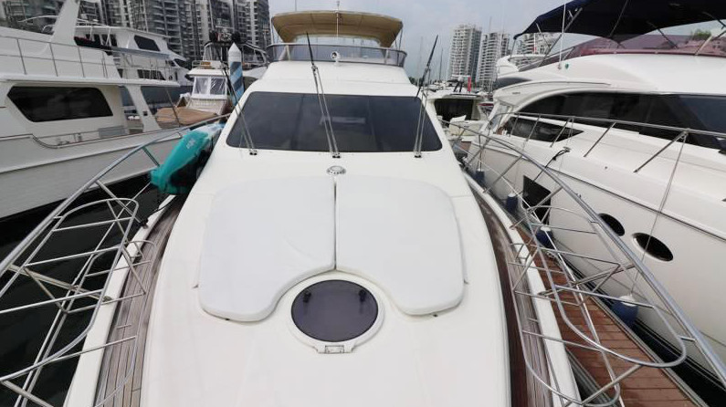 Azimut 55
