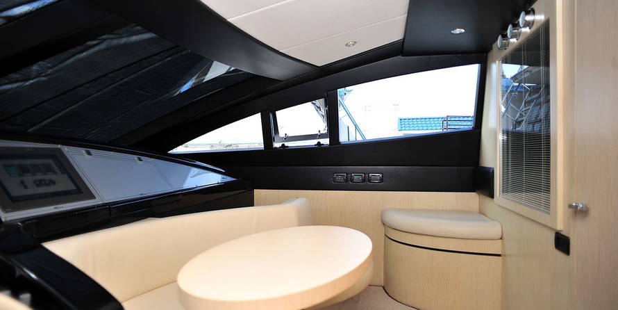 Riva 75 Venere