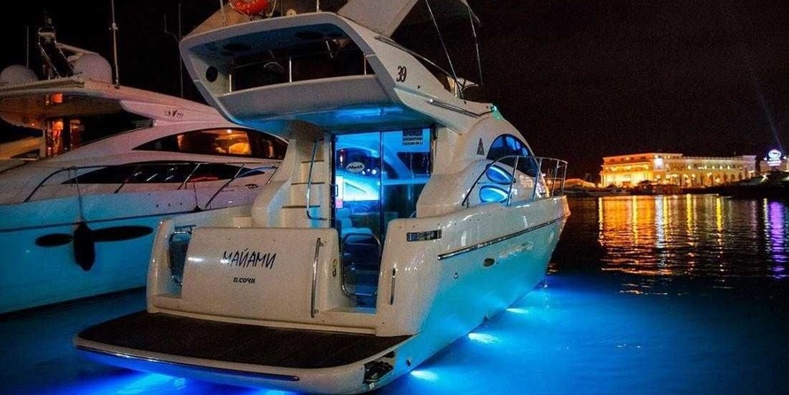 Azimut 39