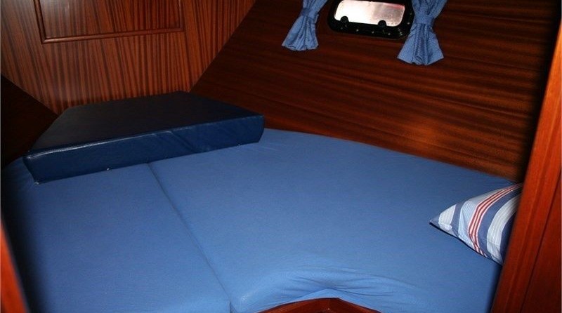 Crestliner 1040 CR Jon