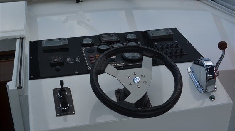 Crestliner 1040 CR Jon