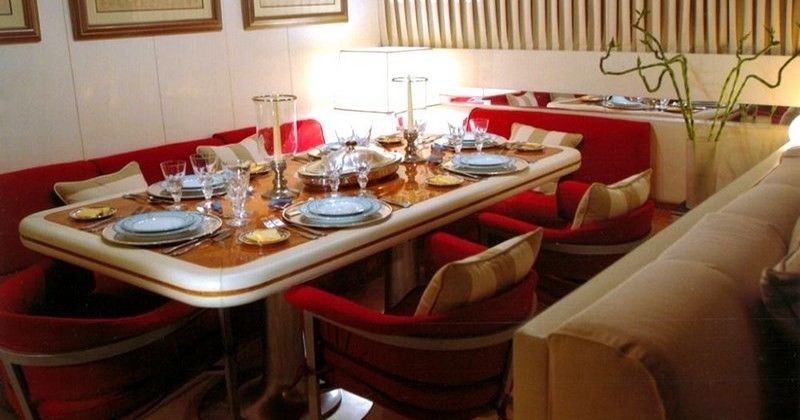 Cantieri navali di lavagna admiral 92