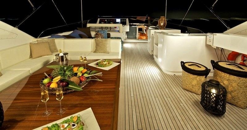 Falcon Yachts 115