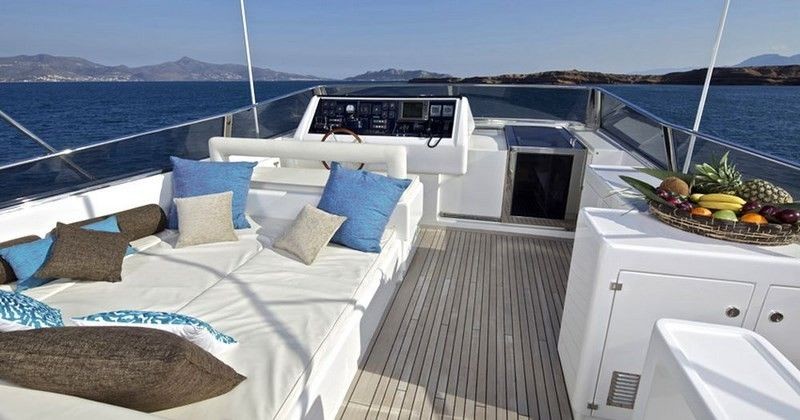 Falcon Yachts 115