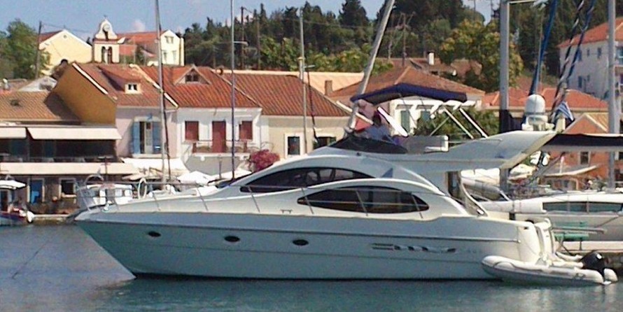 Azimut 42