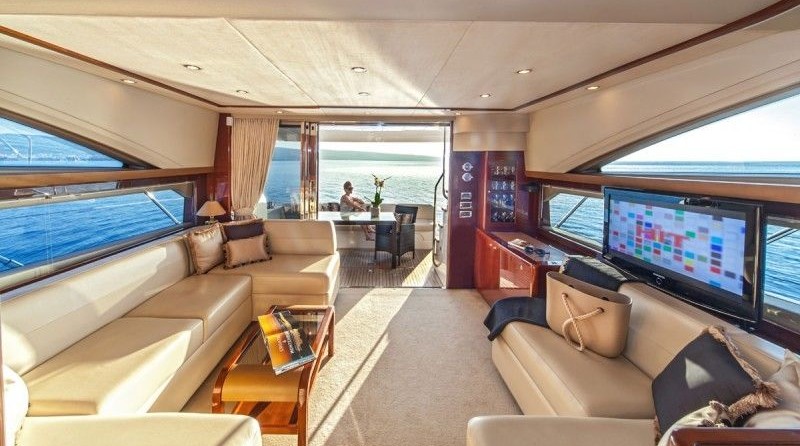 Princess 62