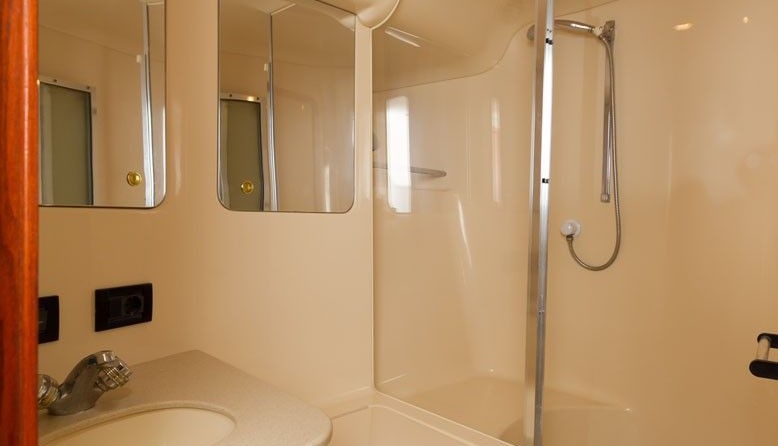 Sea Ray ranger 52 cpmy