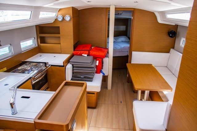 Jeanneau Sun Odyssey 410