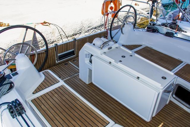 Jeanneau Sun Odyssey 410