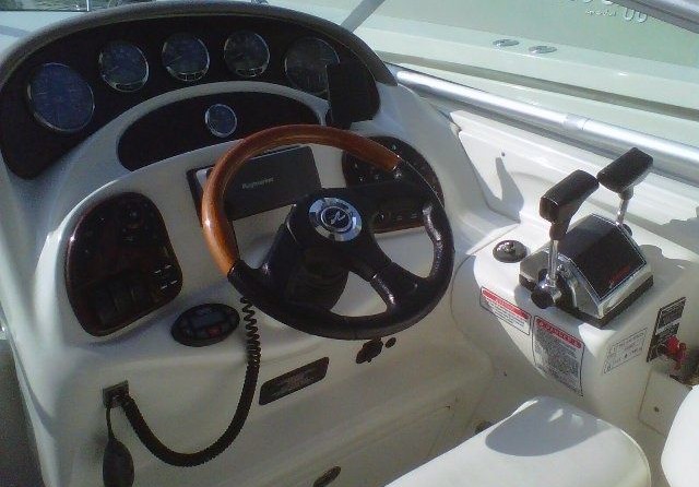 Sea Ray 315 Sundancer