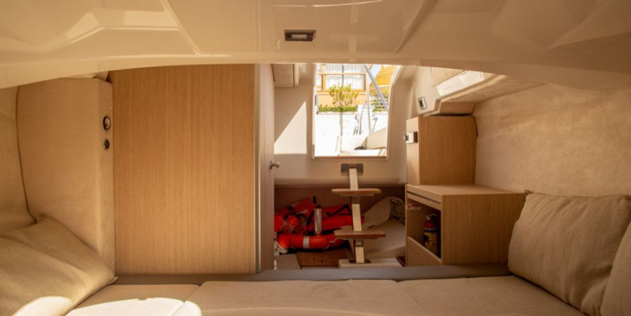 Cranchi Endurance 27