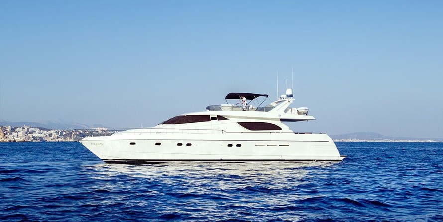 Ferretti 70