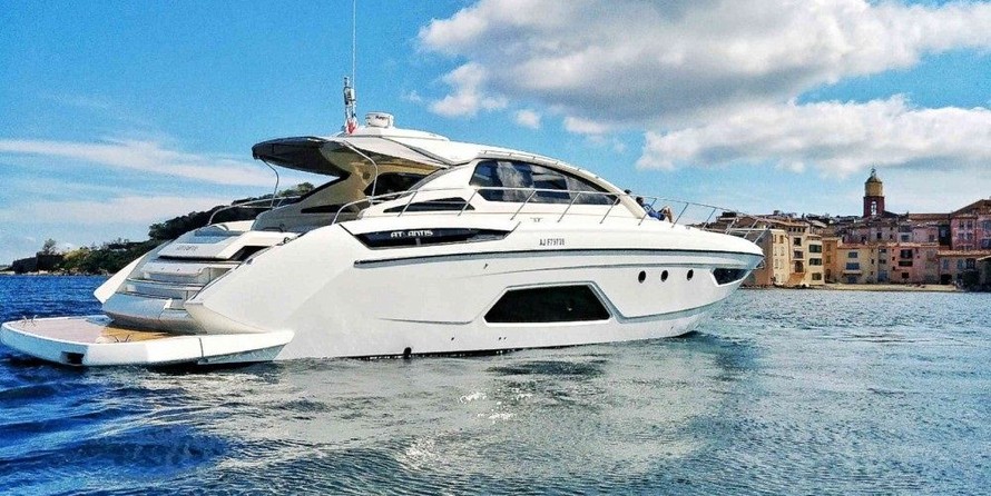 Azimut 58