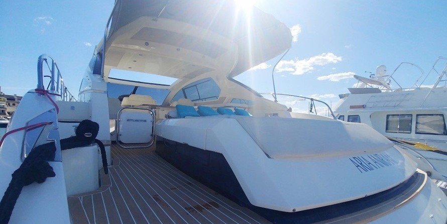 Azimut 58