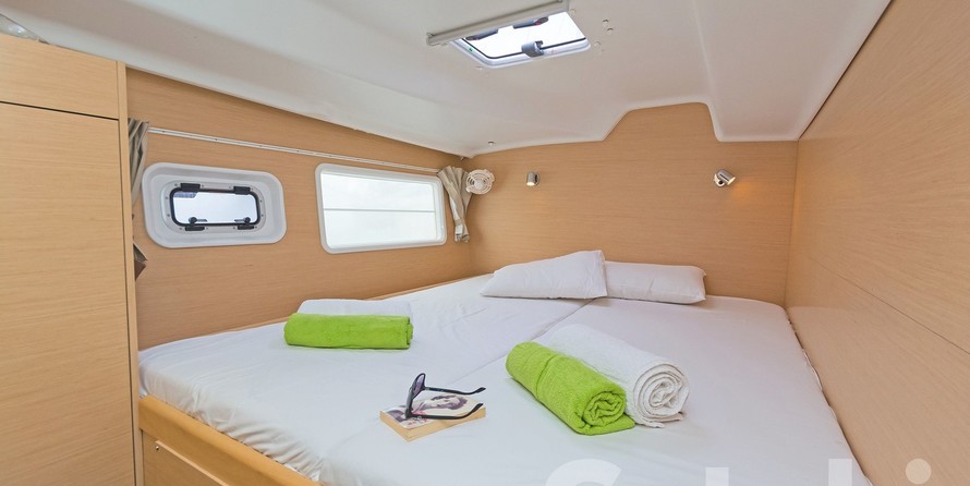 Lagoon 380 S2