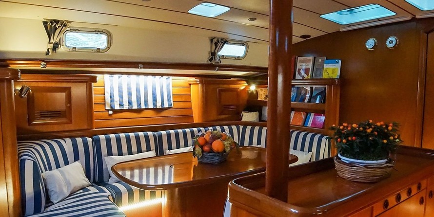 Beneteau 50