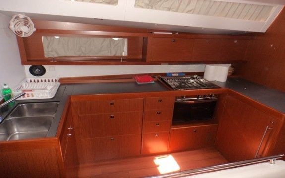 Beneteau Oceanis 48