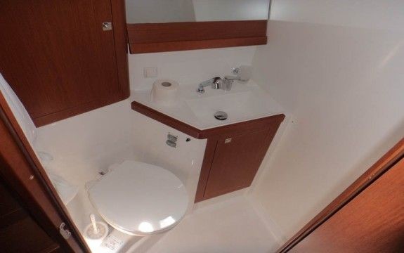 Beneteau Oceanis 48