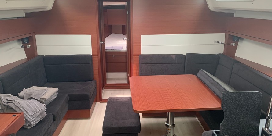 Hanse 418