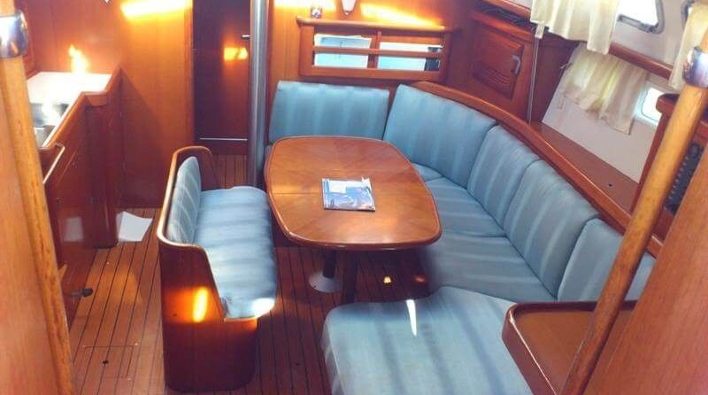 Beneteau Oceanis Clipper 423