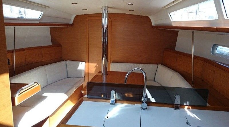 Jeanneau Sun Odyssey 379