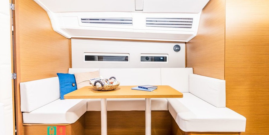 Jeanneau Sun Odyssey 410