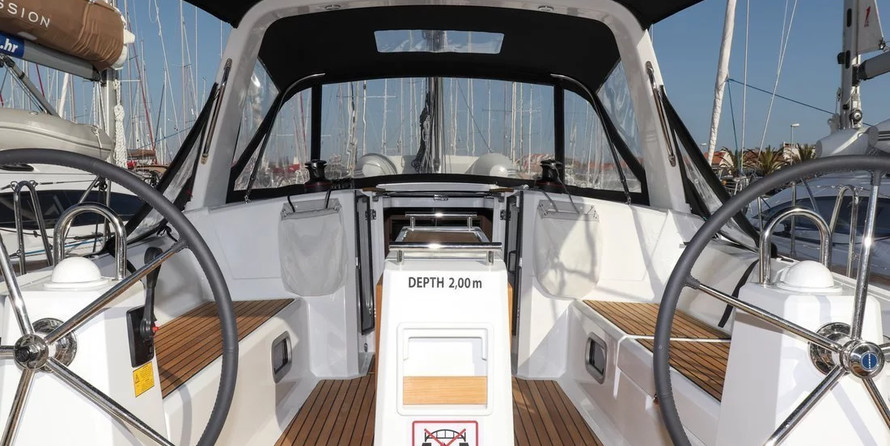Beneteau Oceanis 38.1