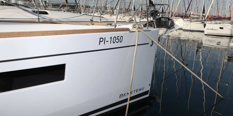 Beneteau Oceanis 38.1