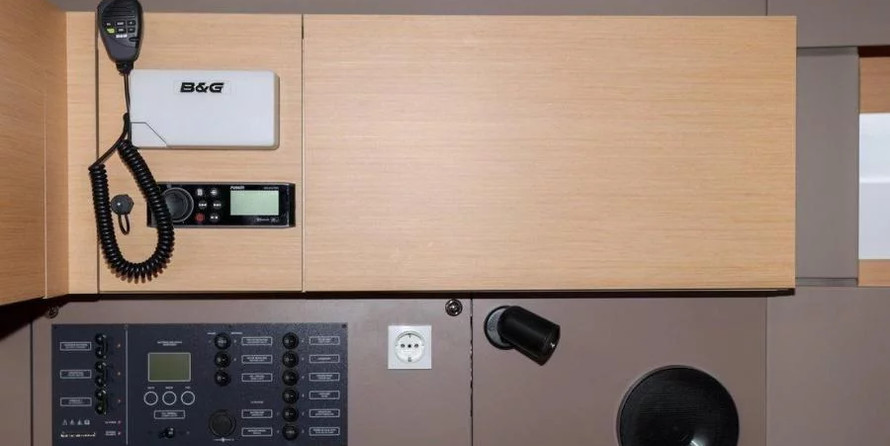 Beneteau Oceanis 38.1