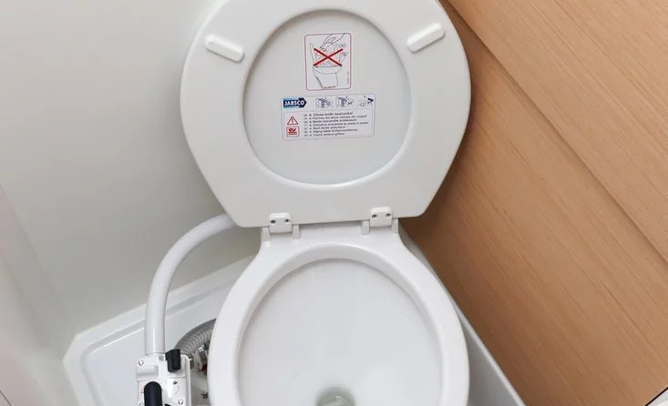 Beneteau Oceanis 38.1