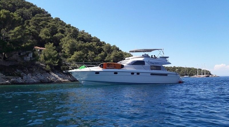 Fairline Squadron 59