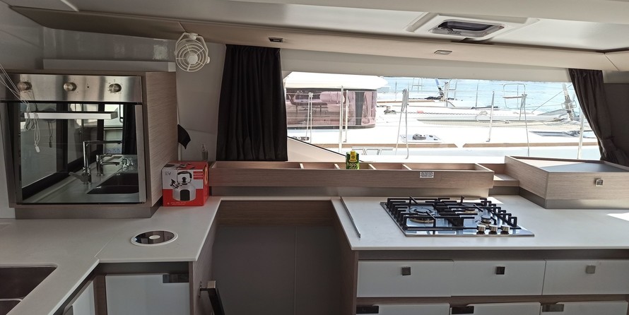 Fountaine Pajot Elba 45
