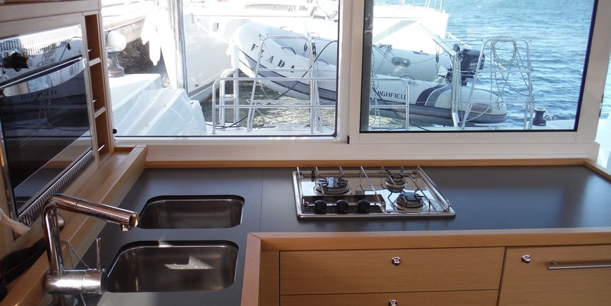 Lagoon 400 S2