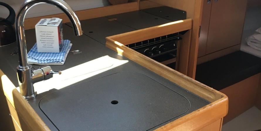Bavaria CRUISER 34