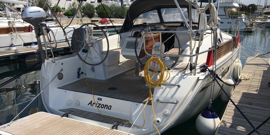 Bavaria CRUISER 34