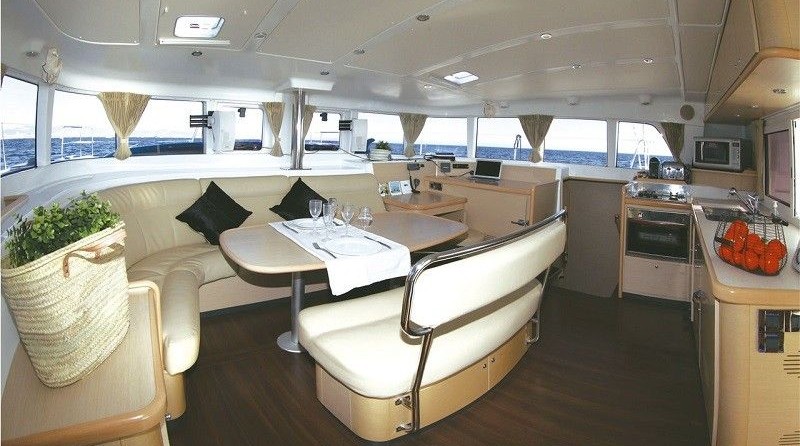 Lagoon 440