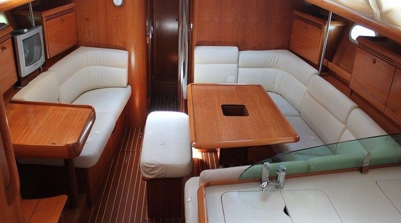 Jeanneau Sun Odyssey 43