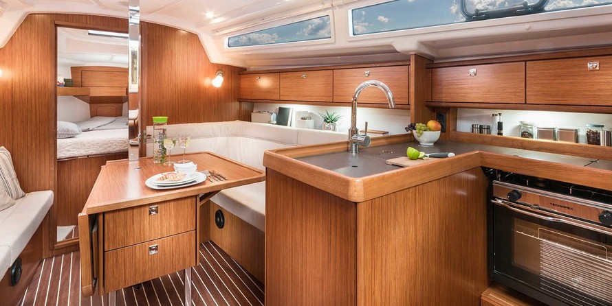 Bavaria CRUISER 34