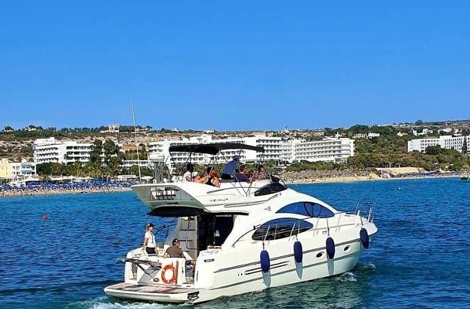 Azimut 42