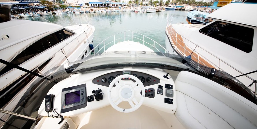 Azimut 42