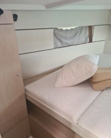 Beneteau Oceanis 38.1