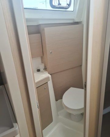 Beneteau Oceanis 38.1